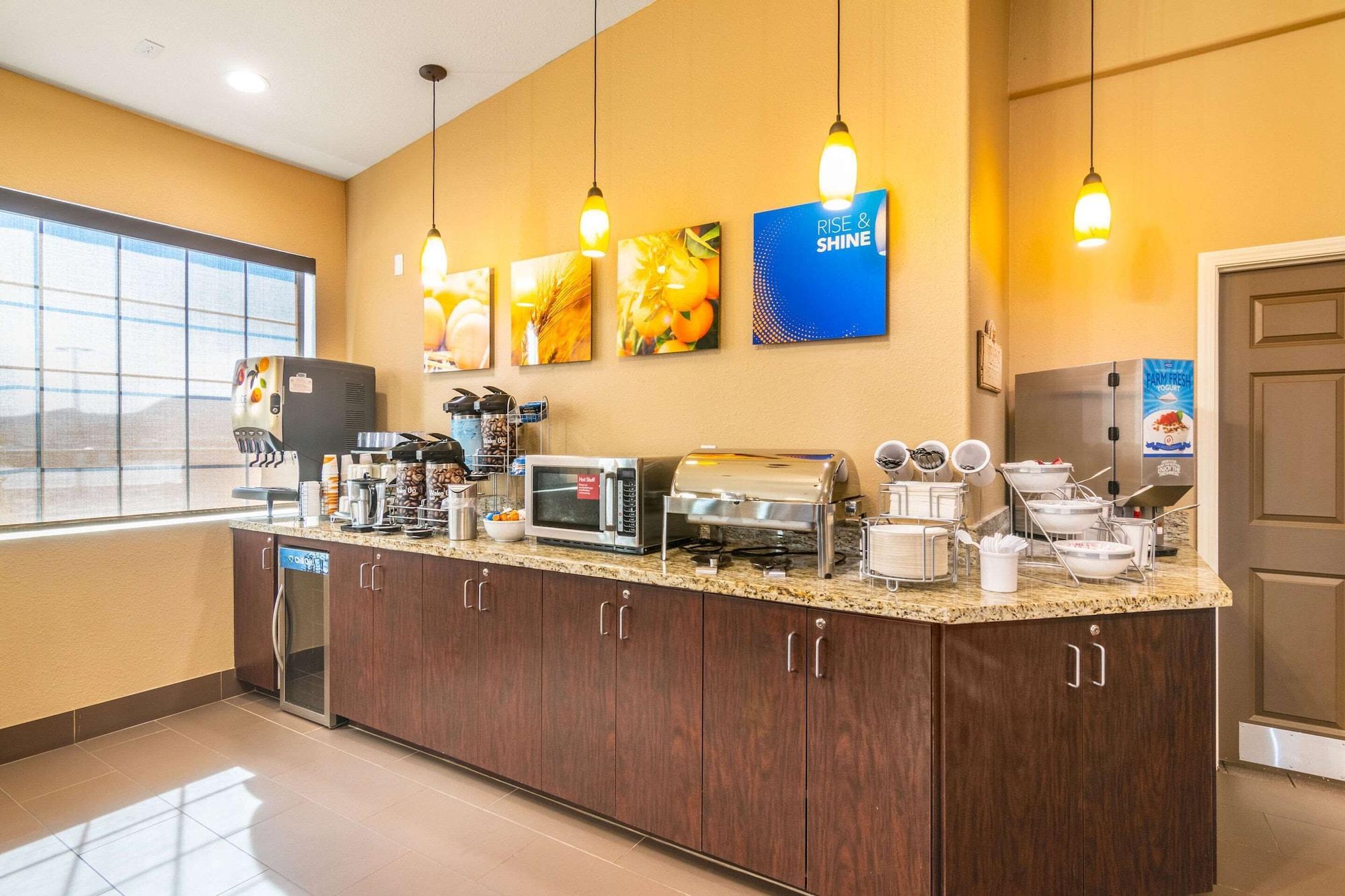 Restaurant Comfort Inn & Suites Mojave