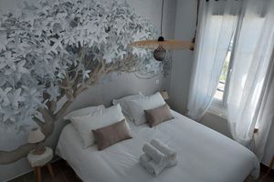 Alquiler Vacacional - Peaceful house, 3 air-conditioned bedrooms upstairs, private pool, enclosed garden
