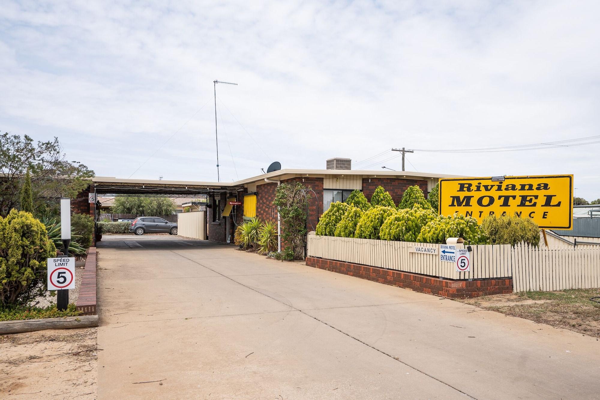 Vista Exterior Riviana Motel