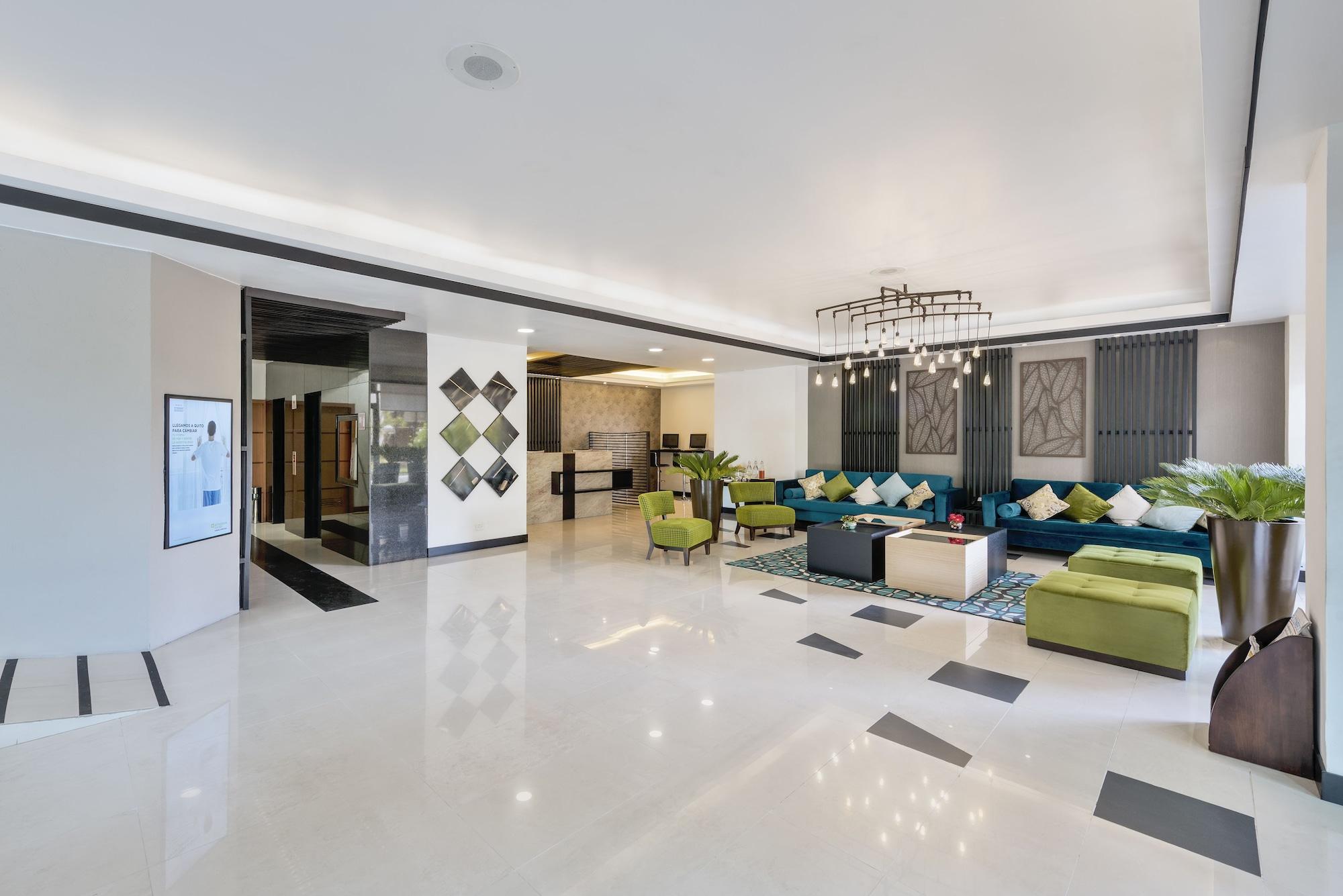 Vista Lobby Wyndham Garden Quito