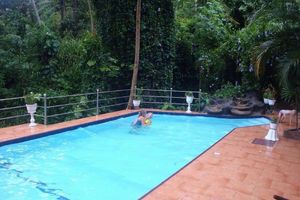Alojamiento - Days Inn Kandy