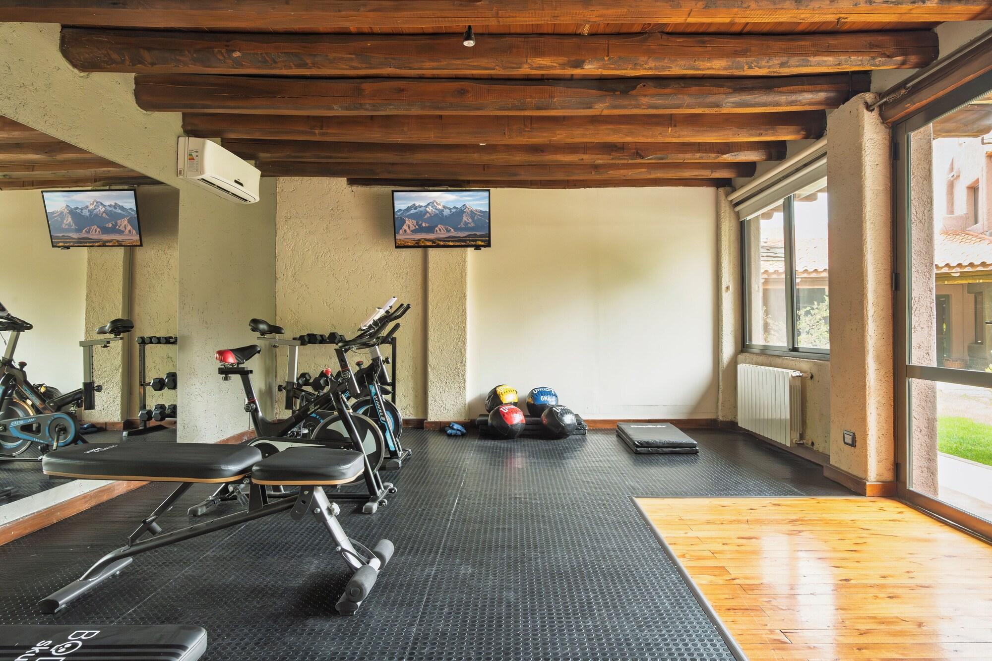 Gimnasio Lares de Chacras