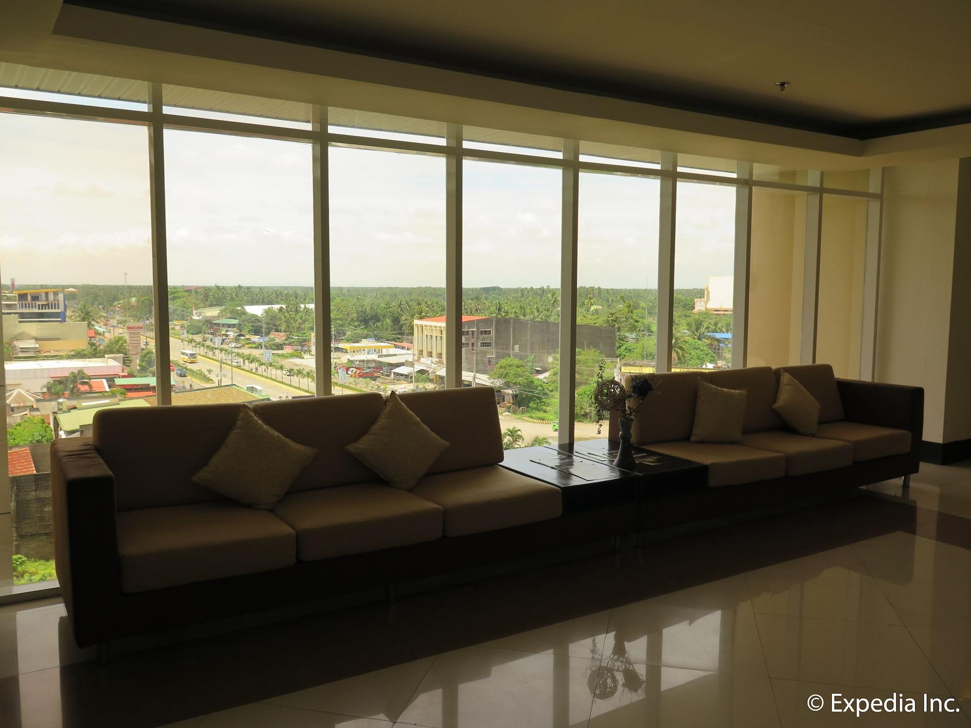 Vista Lobby Big 8 Corporate Hotel