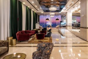 Alojamiento - Crowne Plaza Tel Aviv Beach by IHG