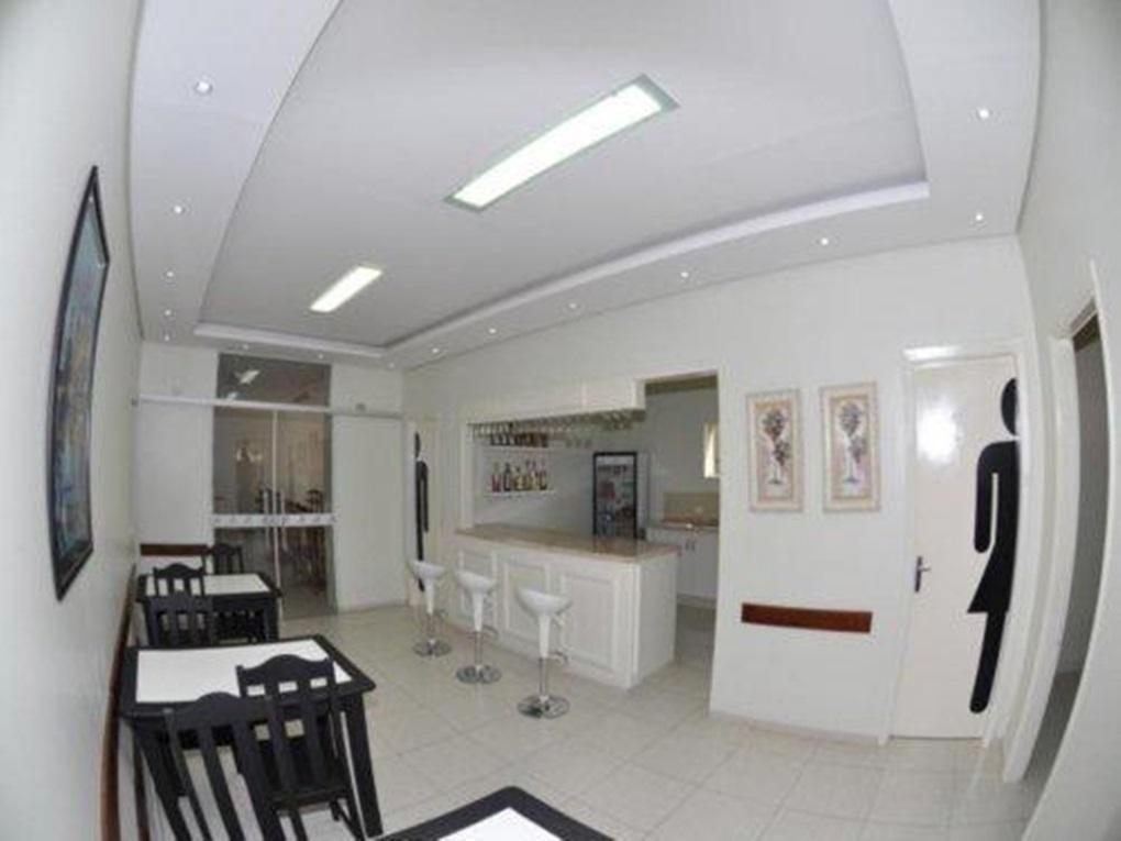 Bar/Salón REGIO PLAZA HOTEL