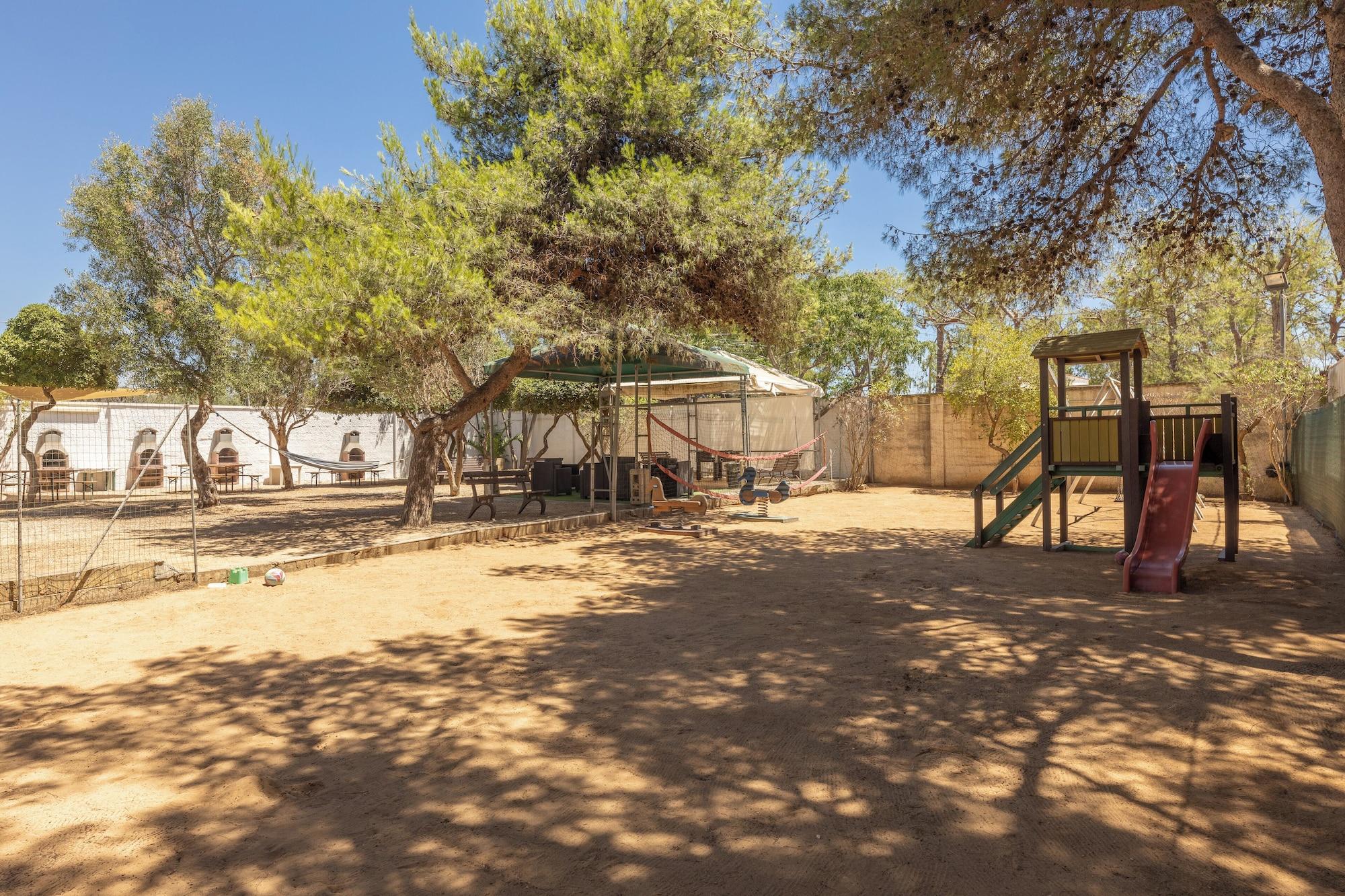Instalaciones Recreativas Residence Elena