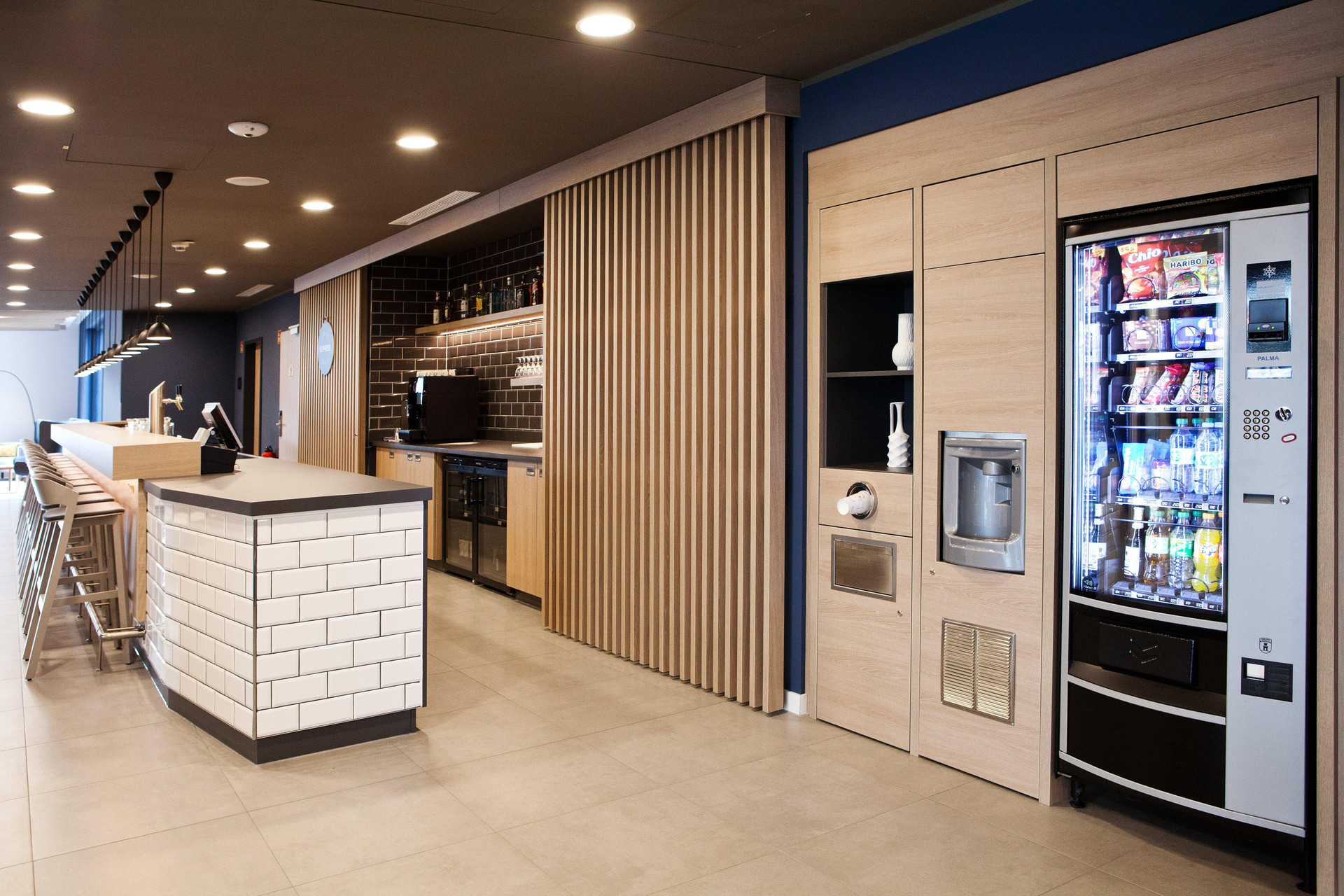 Vista Lobby Holiday Inn Express Munich Olching by IHG