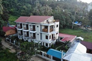 Alojamiento - Layanglayang Home