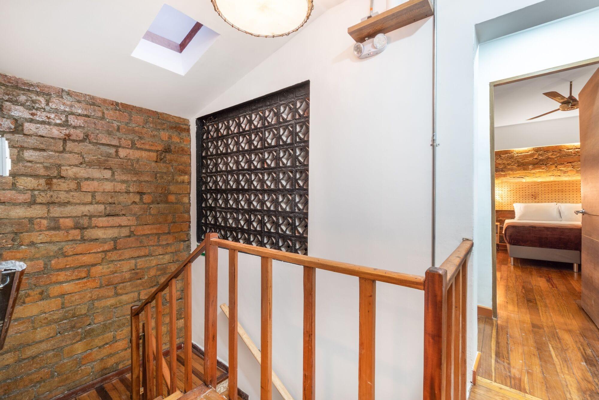 Miscellaneous Casa Madera Parque Lleras by HOUSY HOST