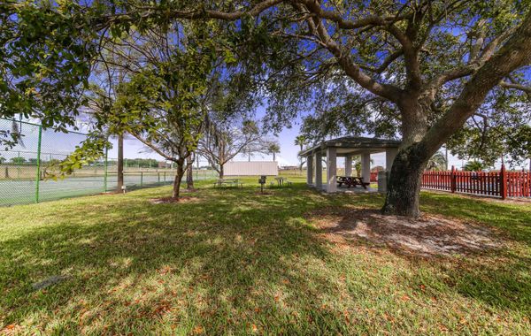 Rodeway Inn & Suites Haines City - Hoteles cerca de Legoland Florida en Orlando