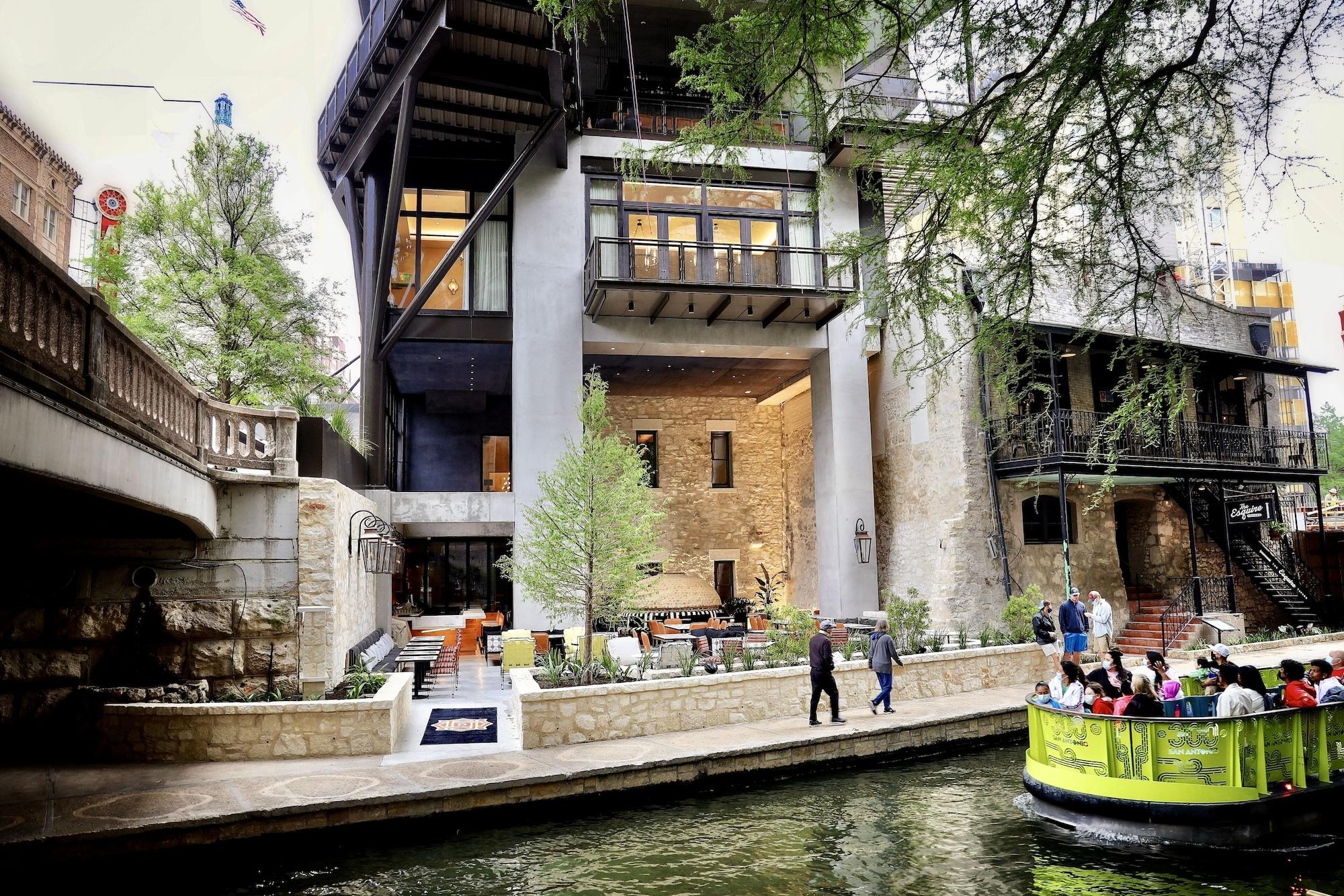 Vista Exterior Canopy by Hilton San Antonio Riverwalk