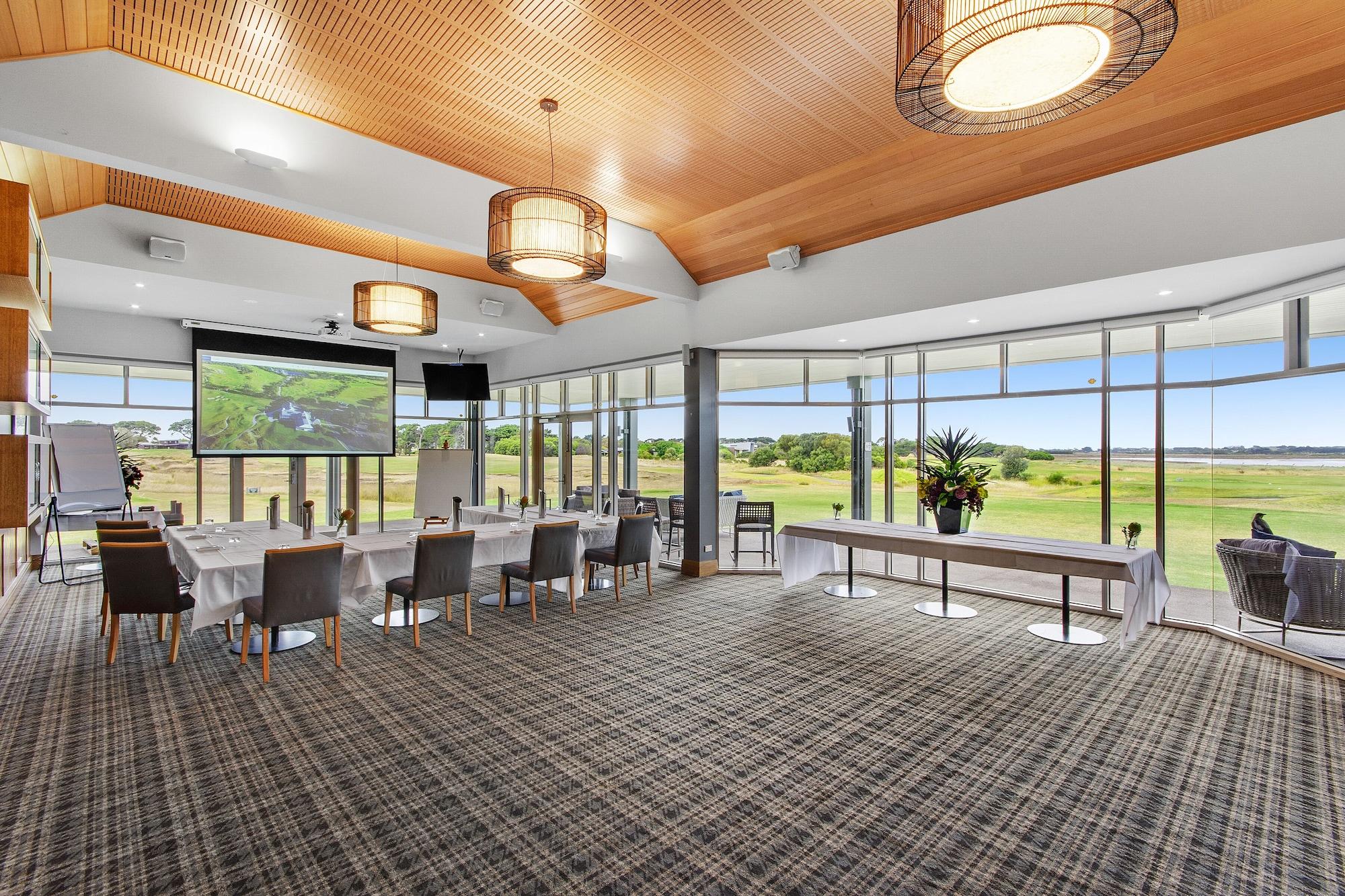 Sala de Reuniones 13th Beach Golf Lodges
