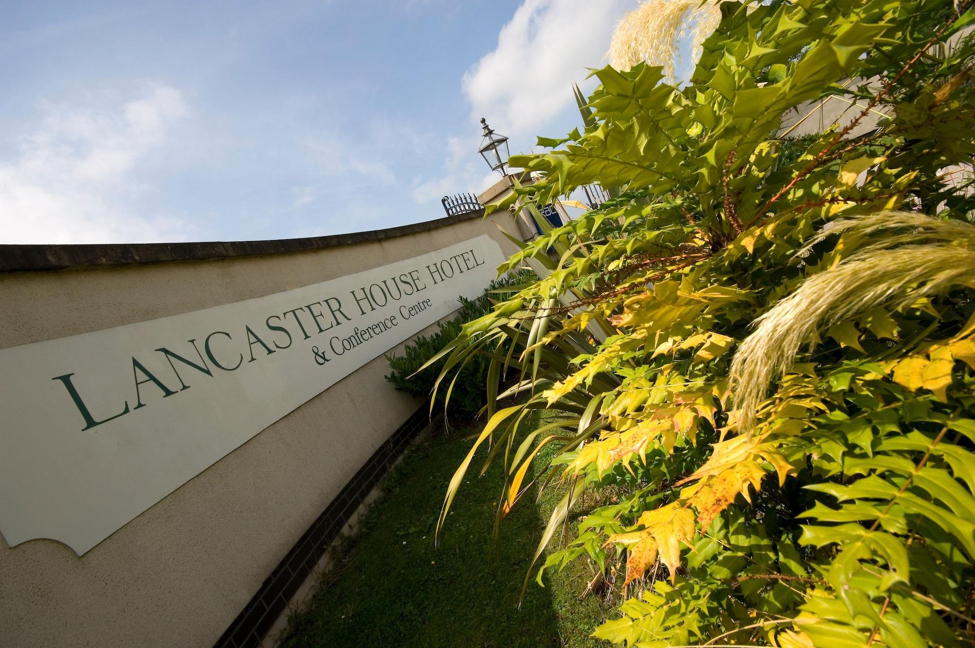 Vista Exterior Lancaster House Hotel