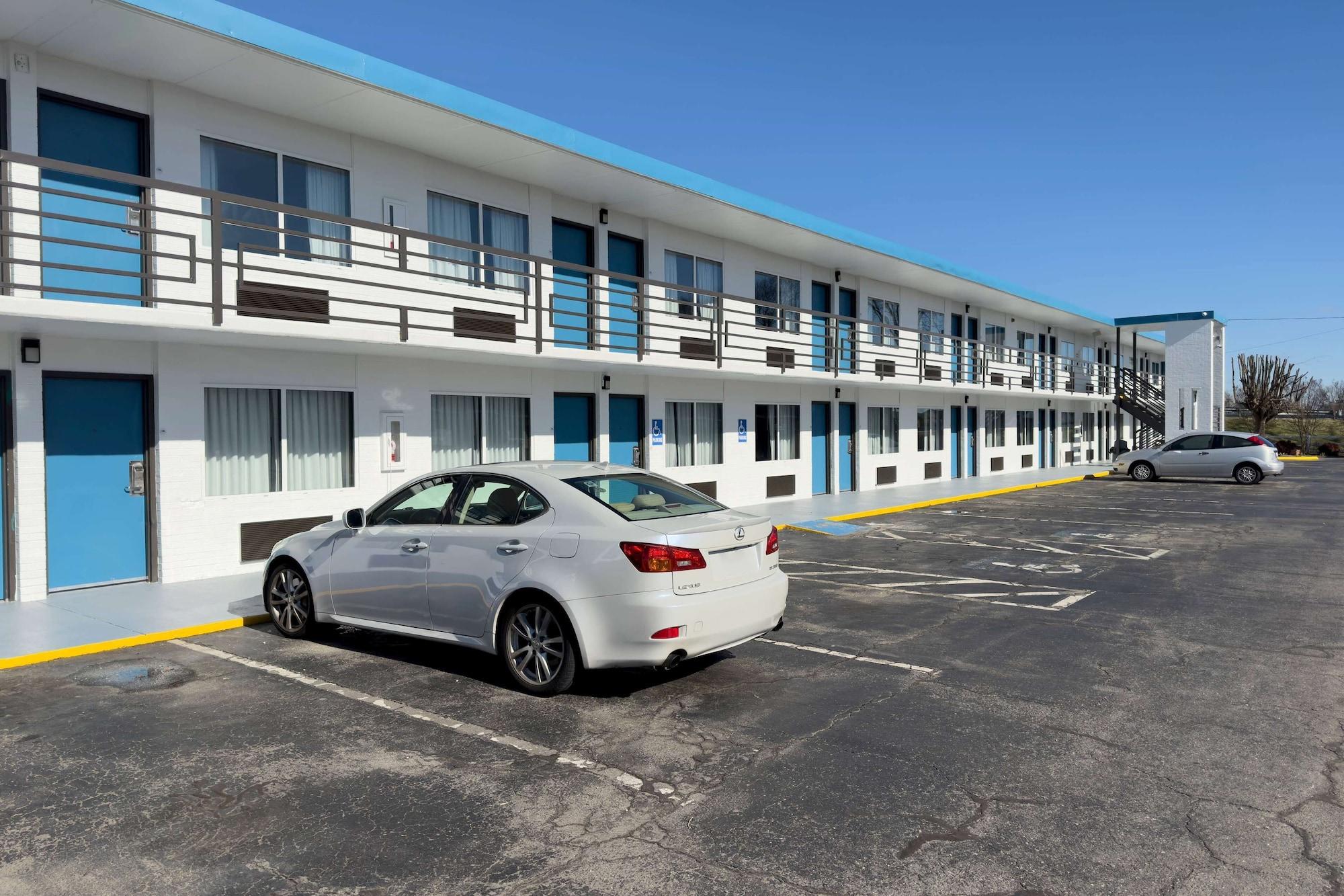 Vista Exterior Baymont by Wyndham Rock Hill