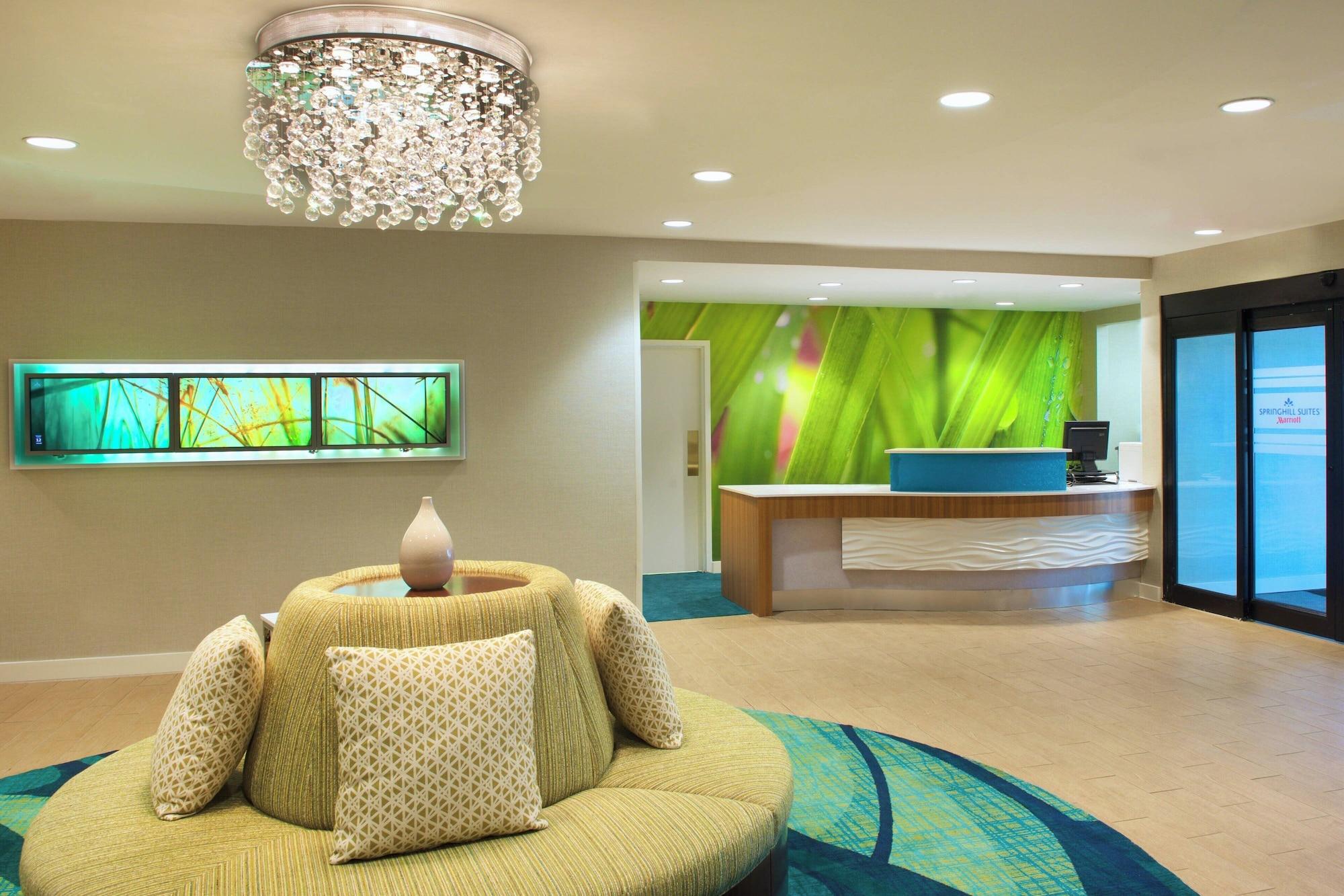 Vista Lobby SpringHill Suites by Marriott Jacksonville