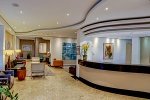Alojamiento - Shelton Hotel