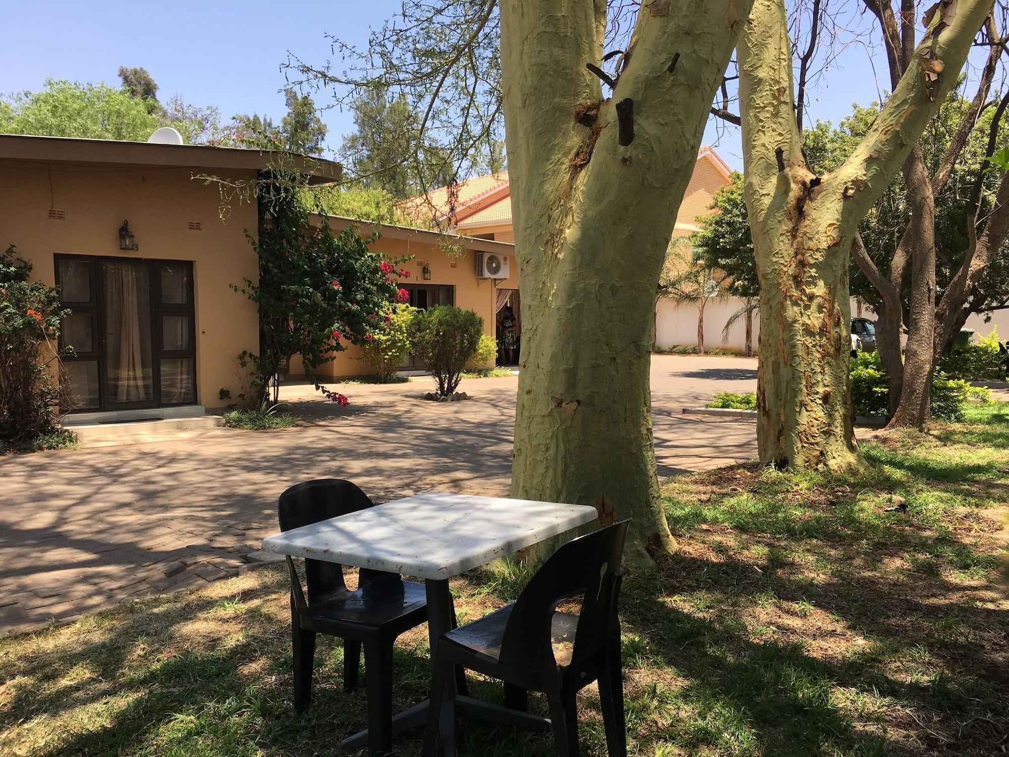 Vista Exterior Havilla Guest House