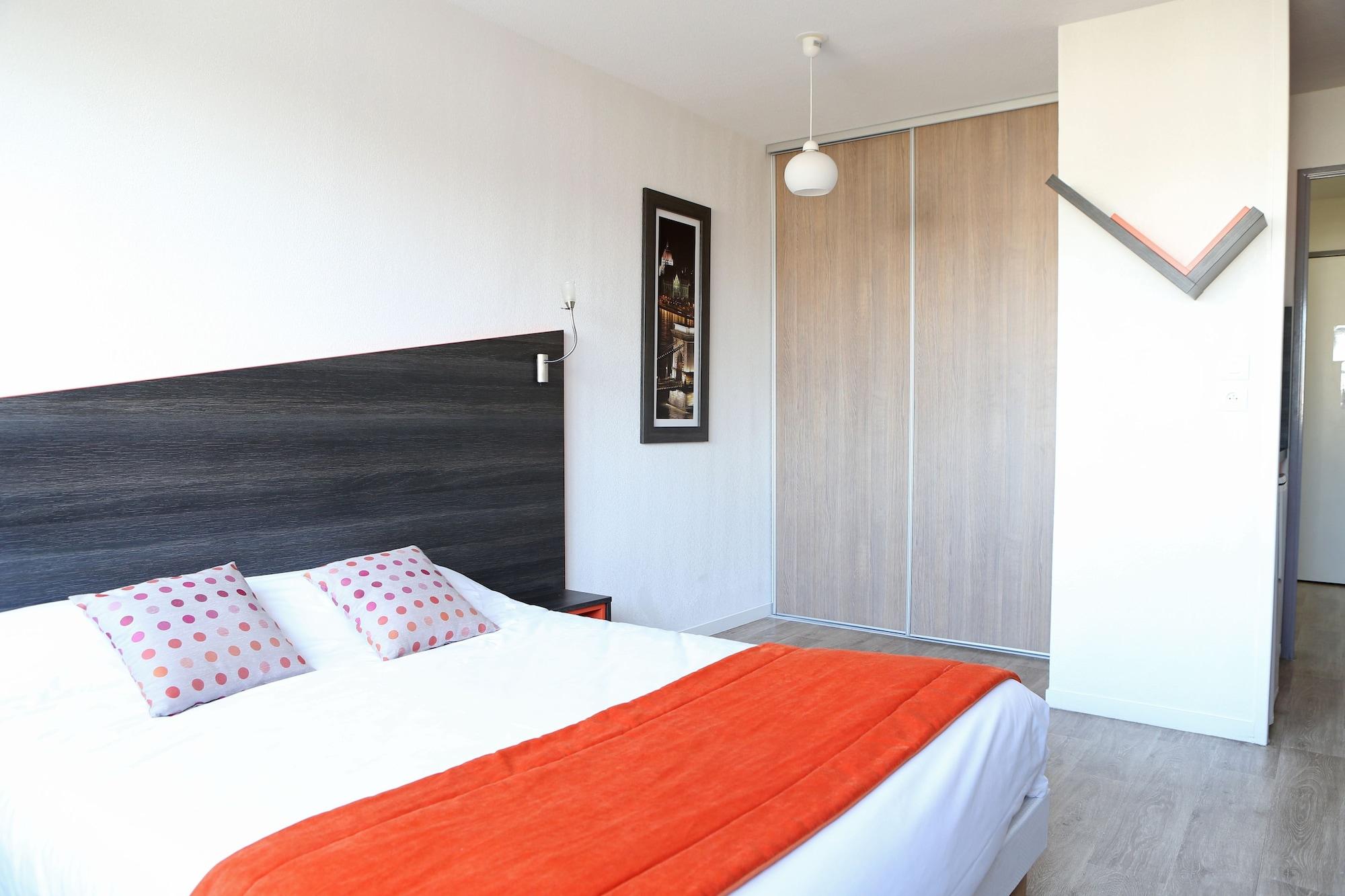 Habitación Adonis Paris Sud