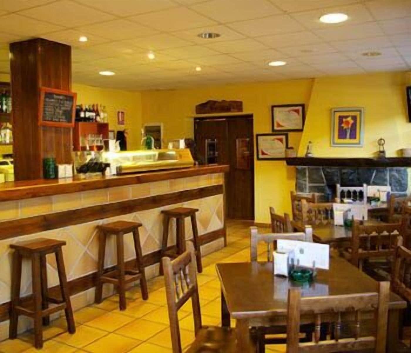Bar/Salón Roca Nevada Suites