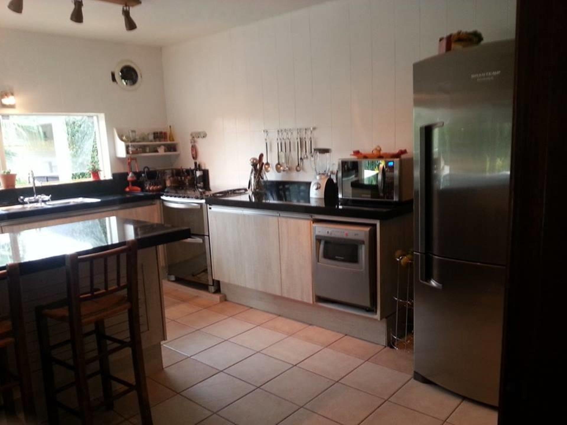 Equipamiento de Habitación Flamboyant House