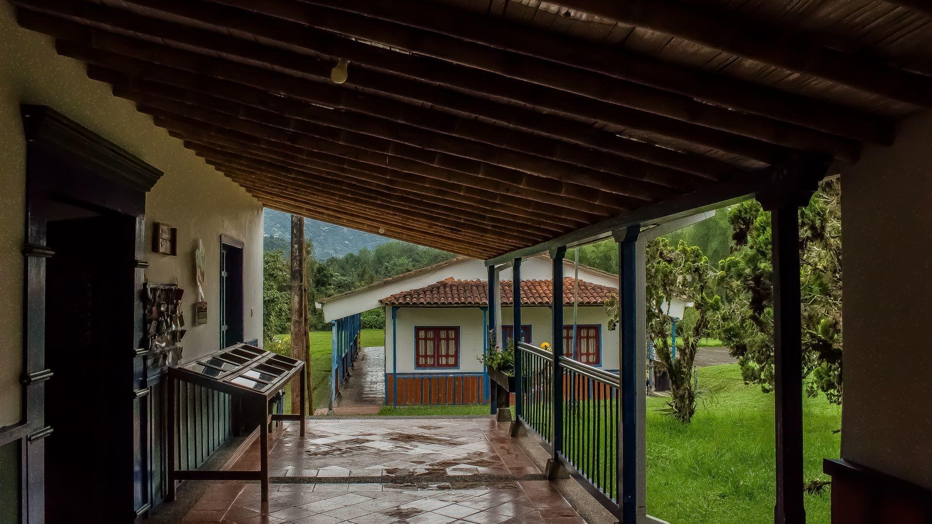 Comodidades del Alojamiento Santuario de Fauna y Flora Otún Quimbaya