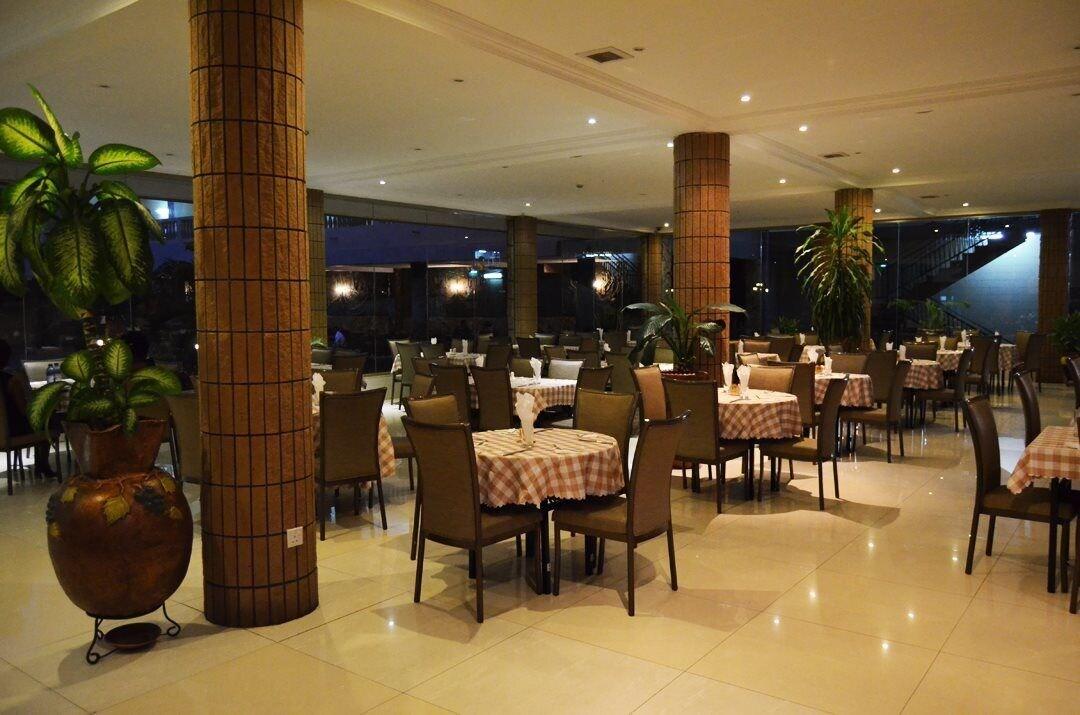 Restaurant Mensvic Grand Hotel
