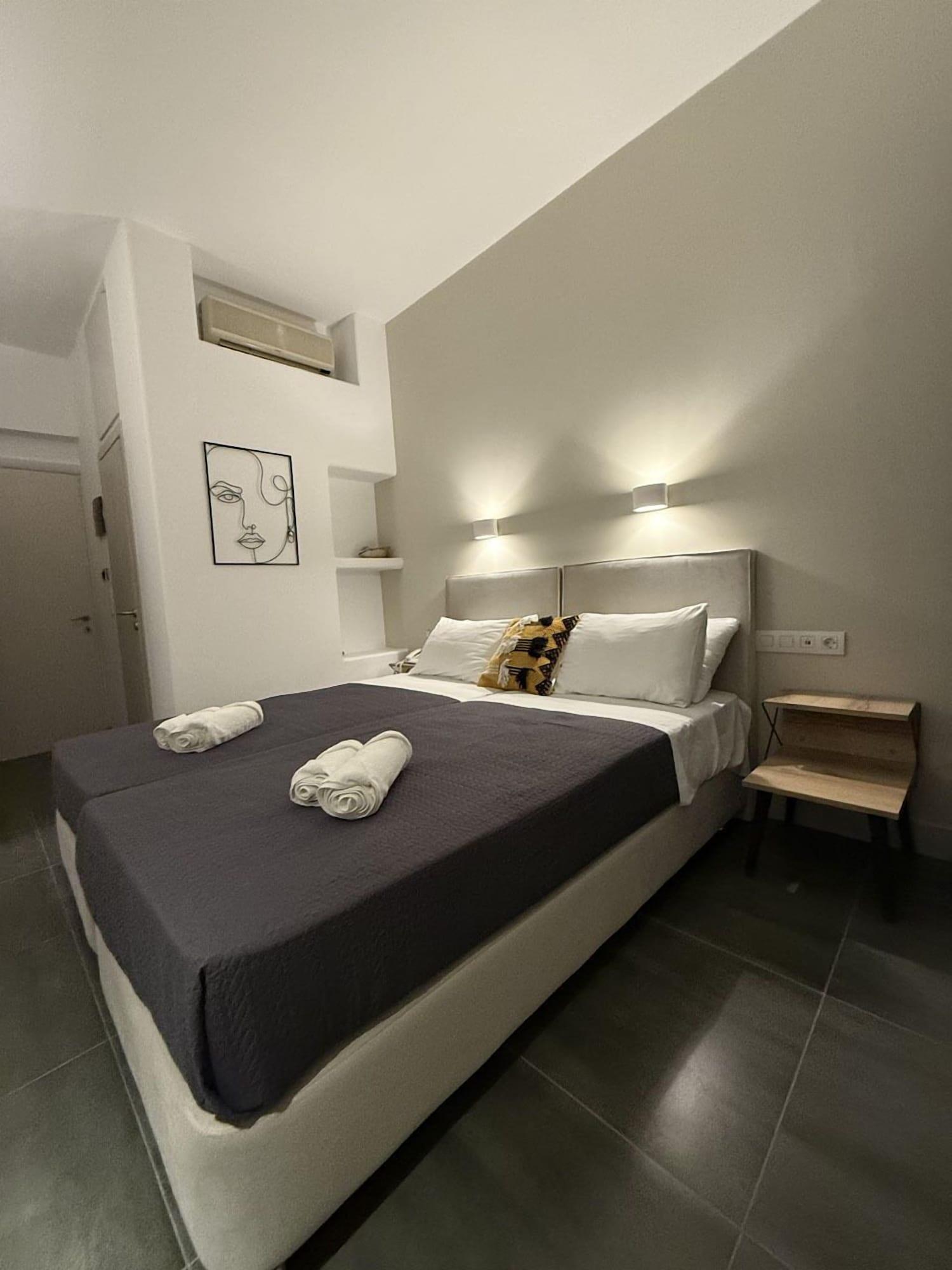 Varios Dilion Hotel