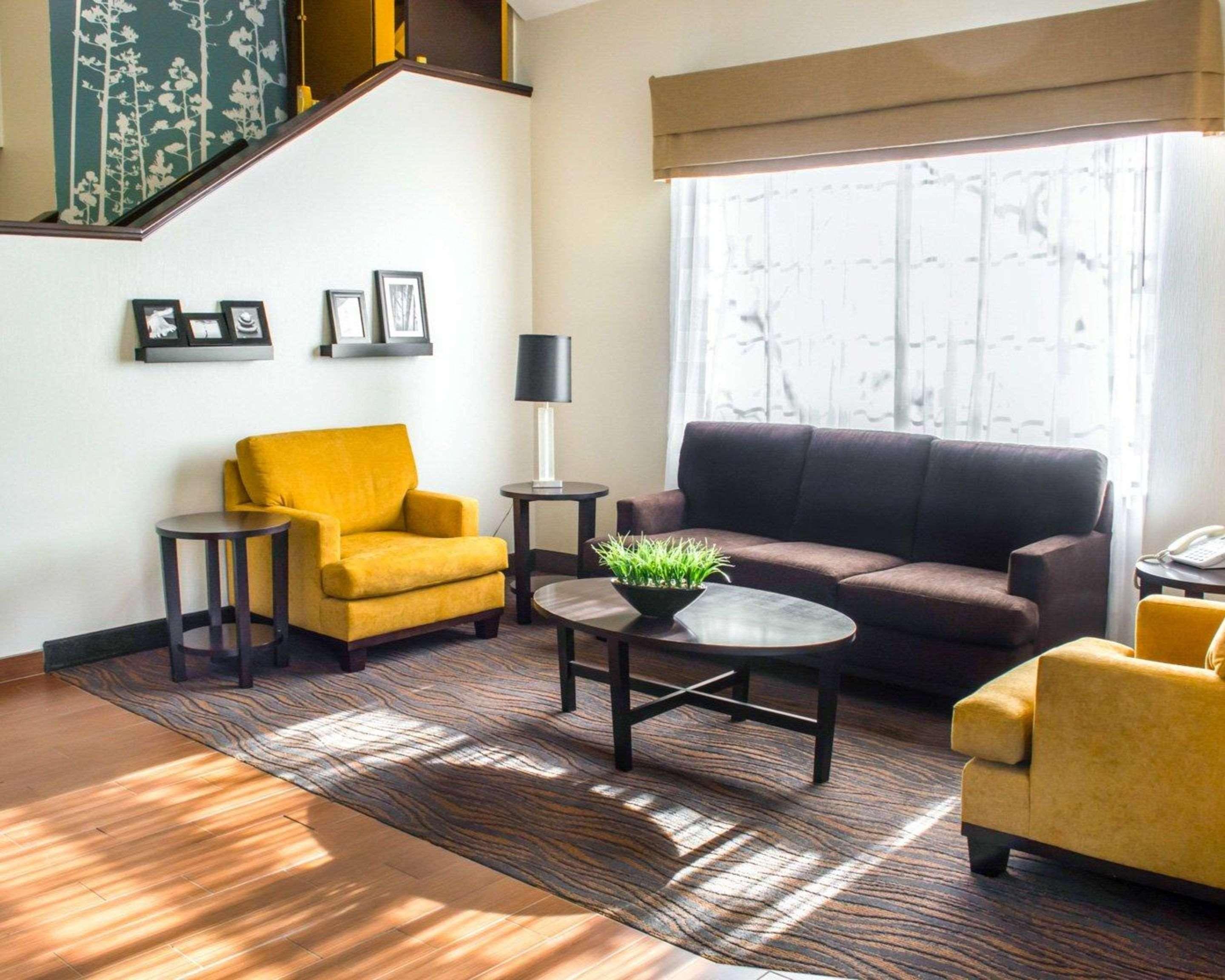 Vista Lobby Sleep Inn & Suites Monticello