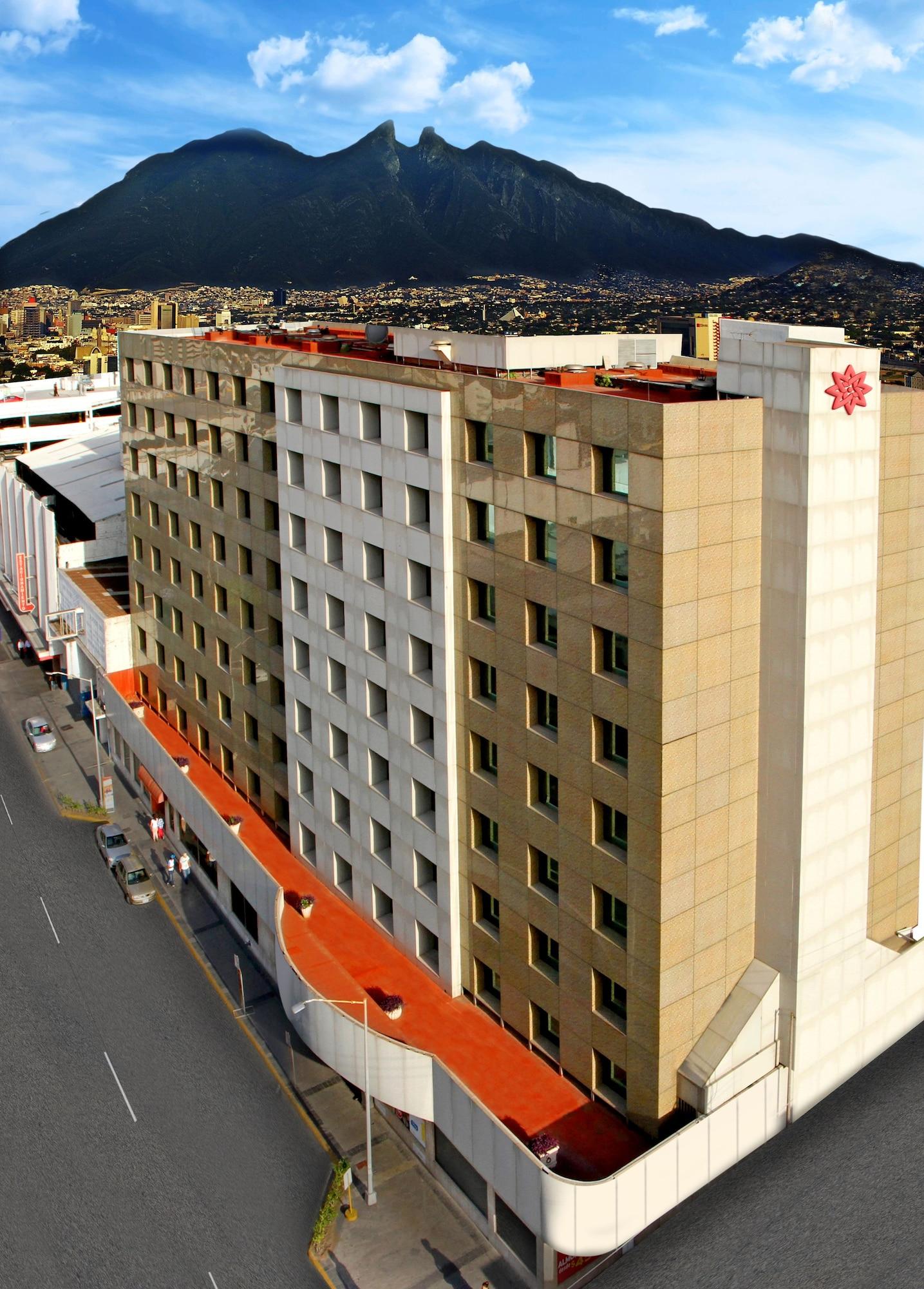 Gimnasio Travohotel Monterrey Histórico