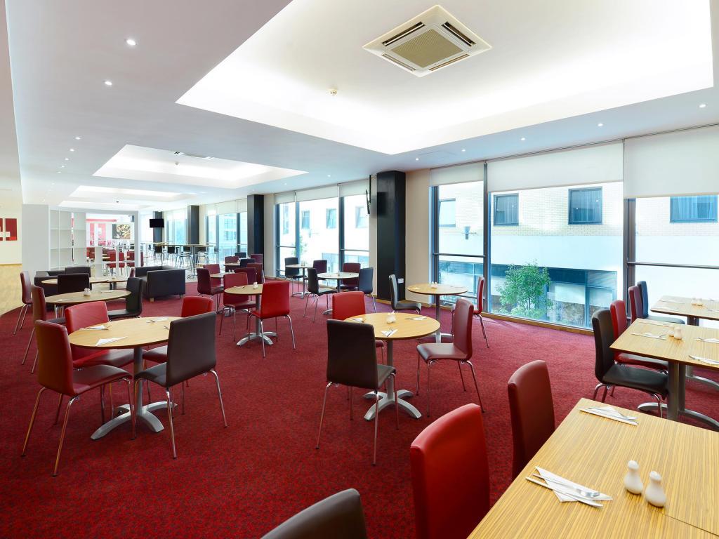 Restaurant Travelodge Milton Keynes at The Hub