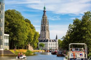 Alojamiento - Hotel Botanique Breda