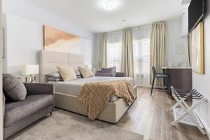 Alojamiento - South Beach Ocean Drive Condo w/ Full Kitchen – Walk to Beach