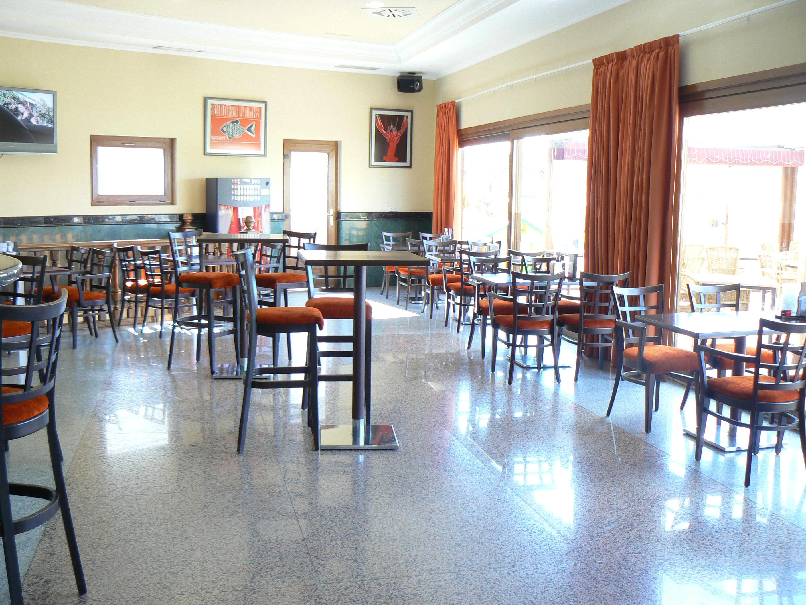 Bar/Salón Hotel II Castillas Ávila