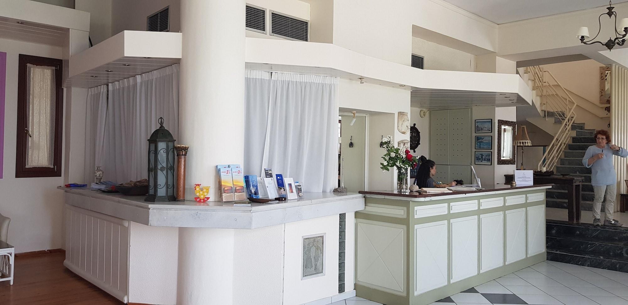 Vista Lobby Clara Hotel