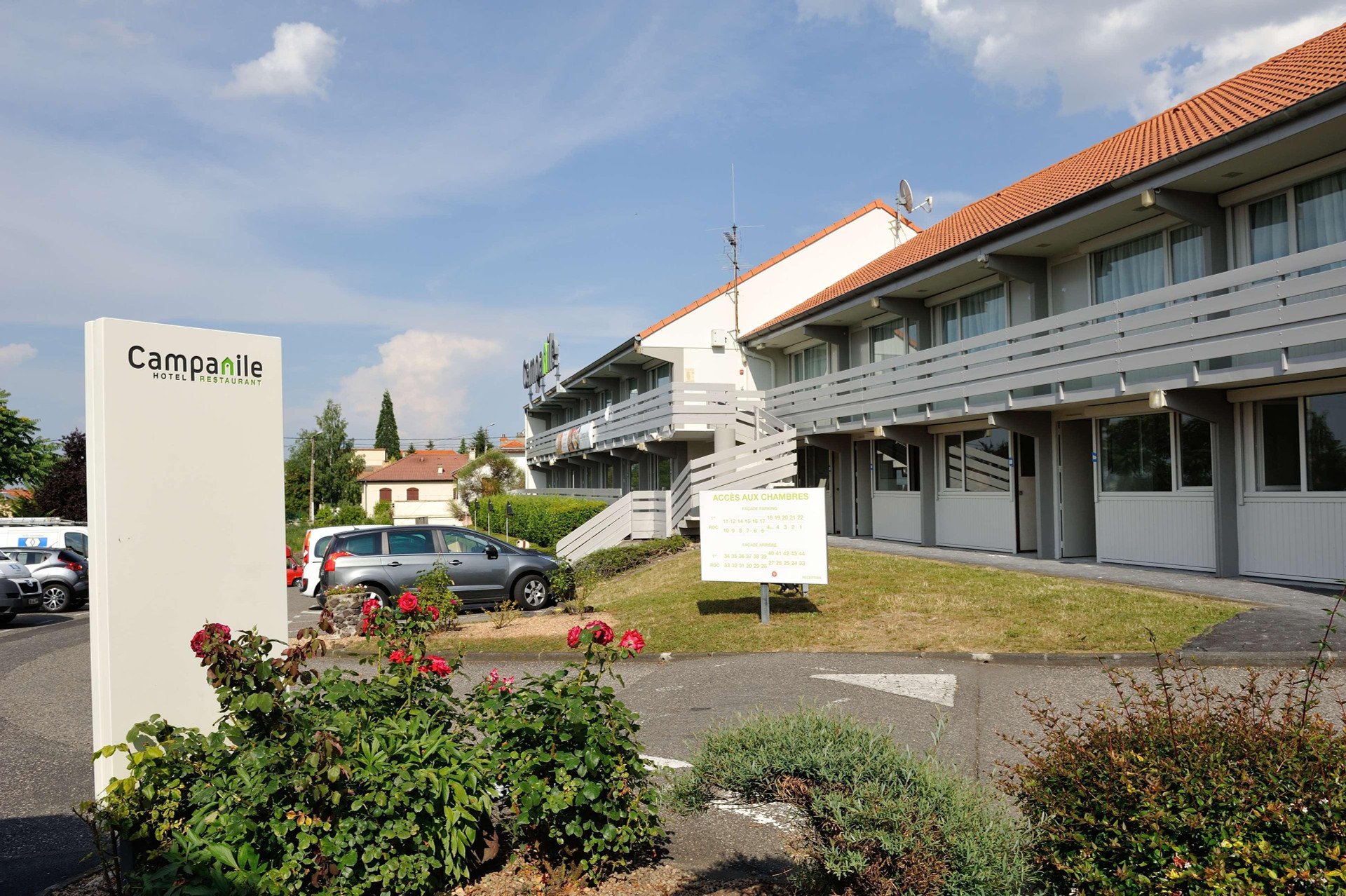 Vista Exterior Campanile Clermont Ferrand Le Brezet
