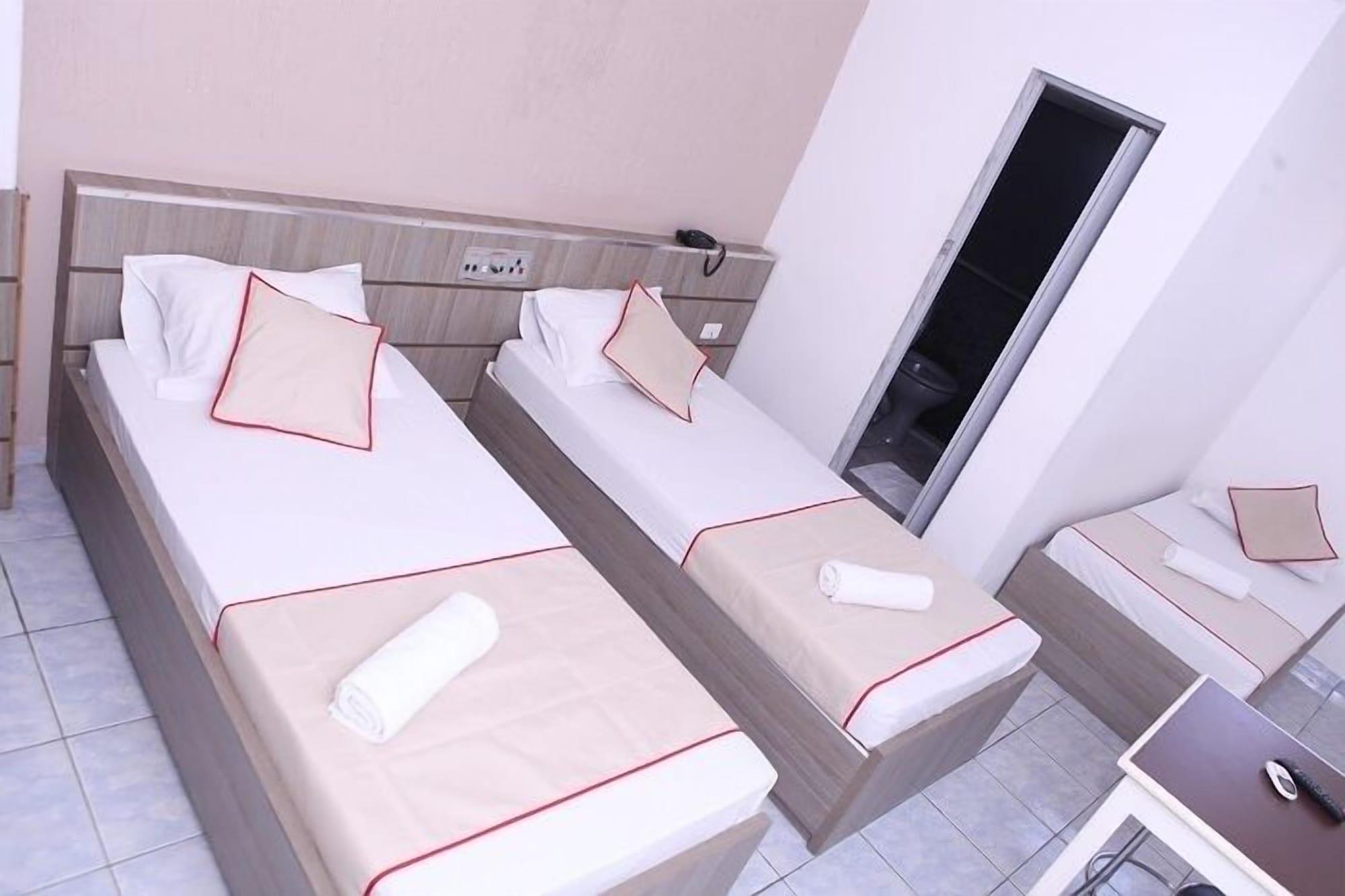 Habitación Hotel Golden Vilage Vila Maria