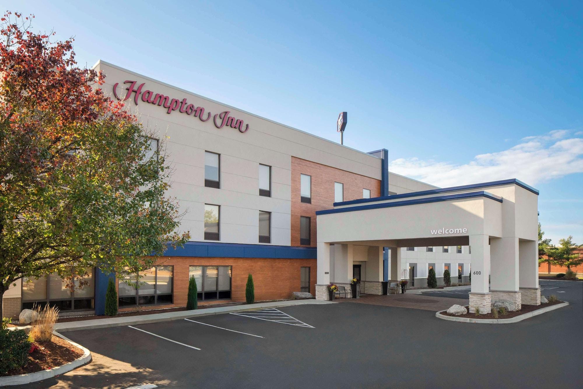 Vista Exterior Hampton Inn Chicopee/Springfield