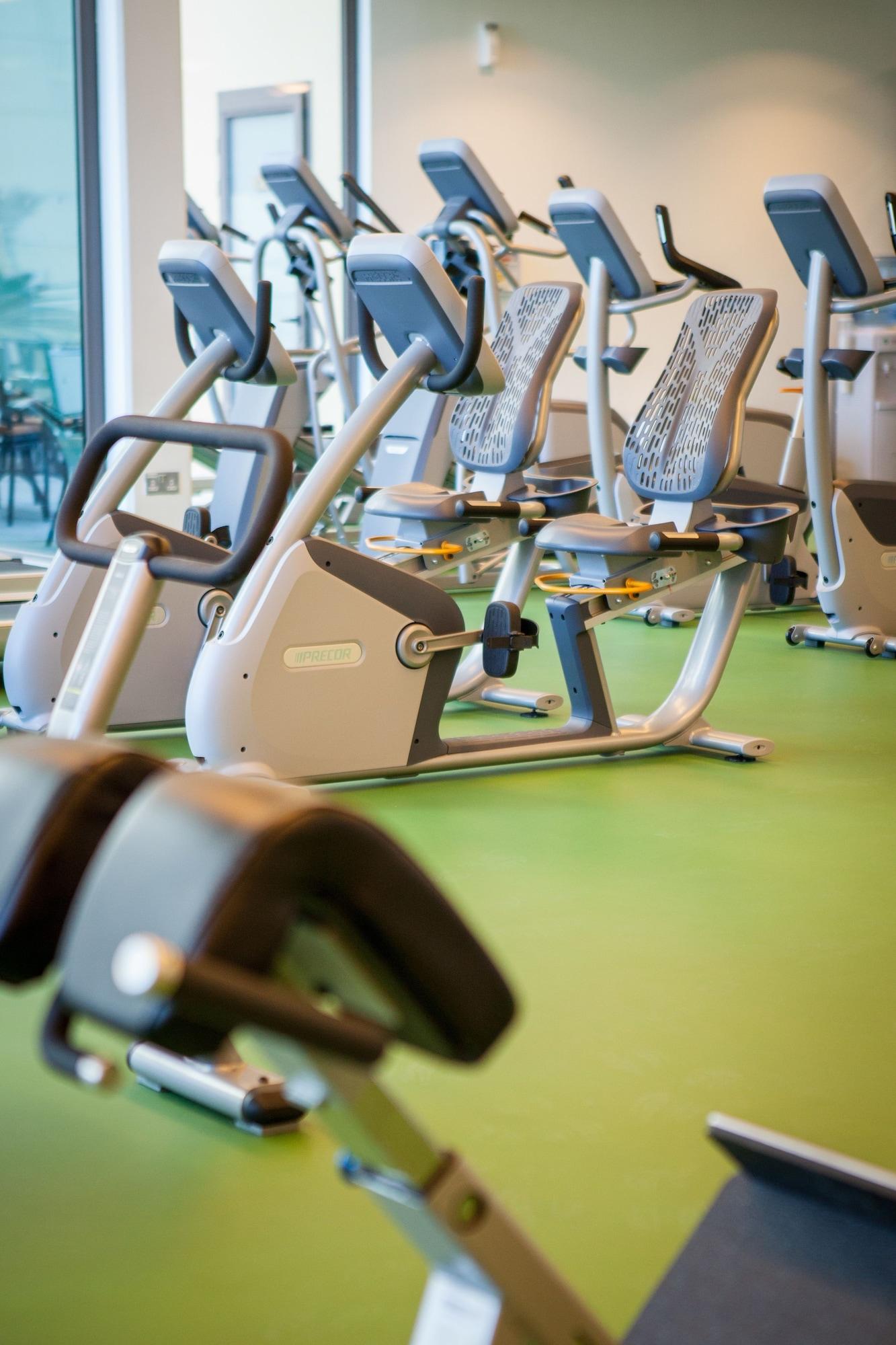 Gimnasio JA Ocean View Hotel, Jumeirah Beach Dubai