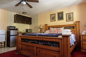 Alquiler Vacacional - Charming 1-bedroom apartment in gorgeous Ensenada with pool and fitness room!