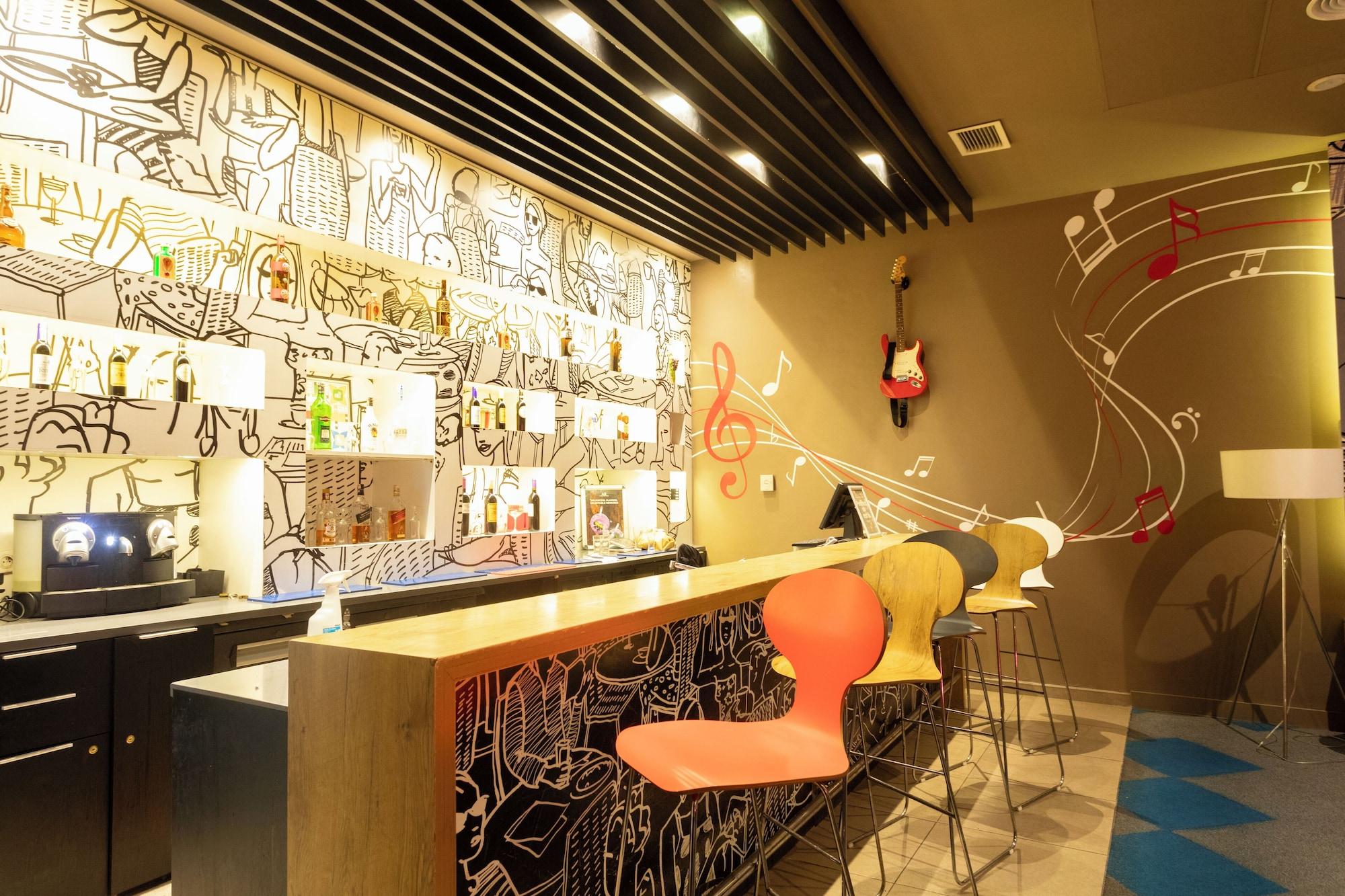 Bar/Salón ibis Rabat Agdal