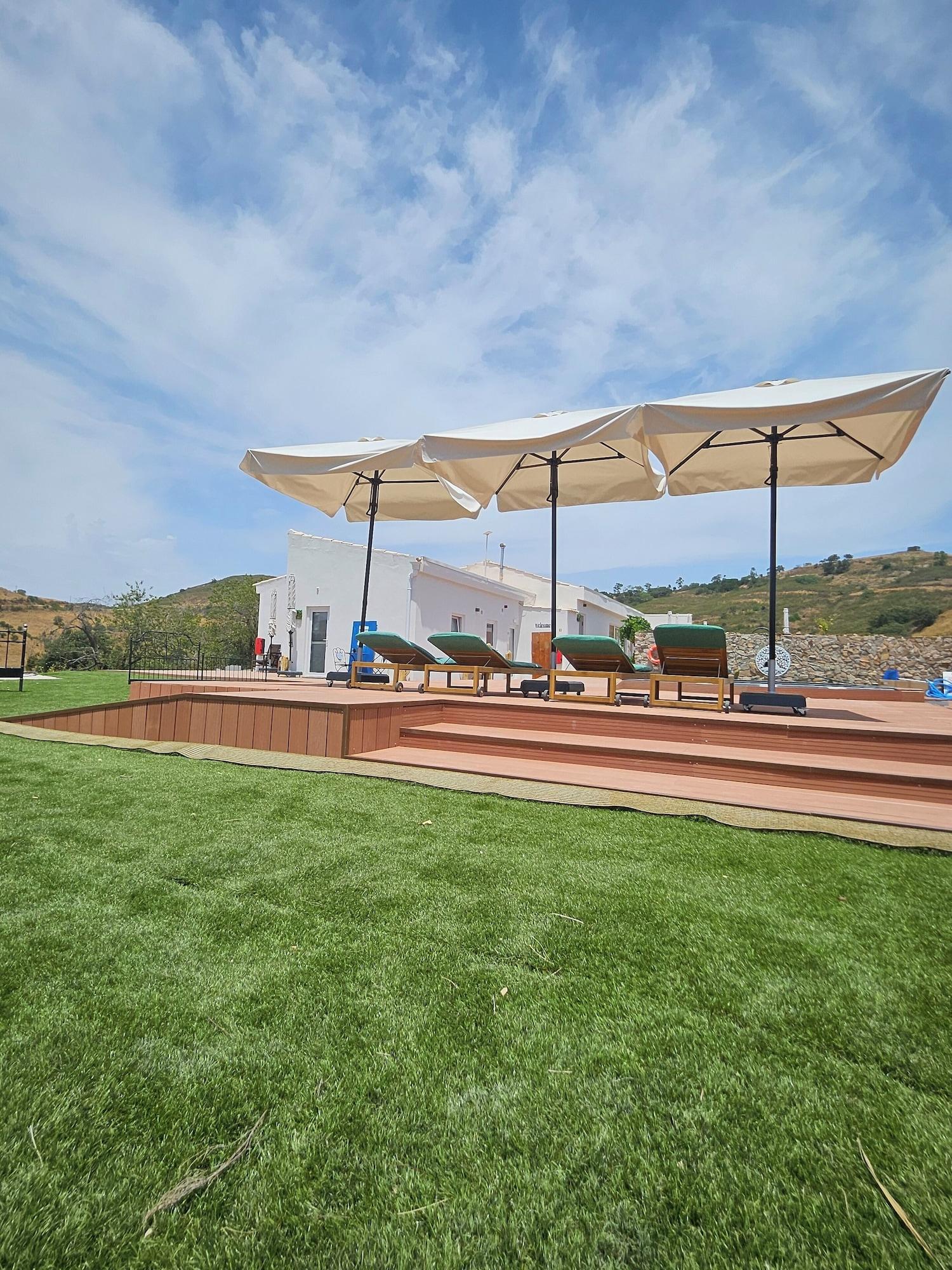 Vista Exterior Portugals Infinity Eco Suite Resort