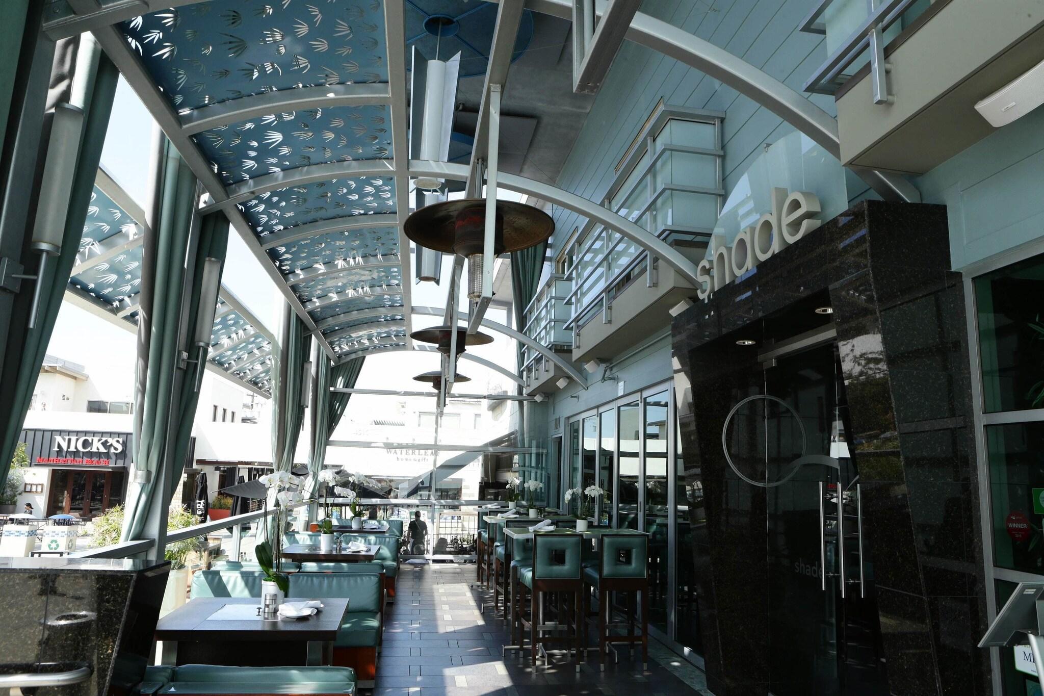 Varios Shade Hotel