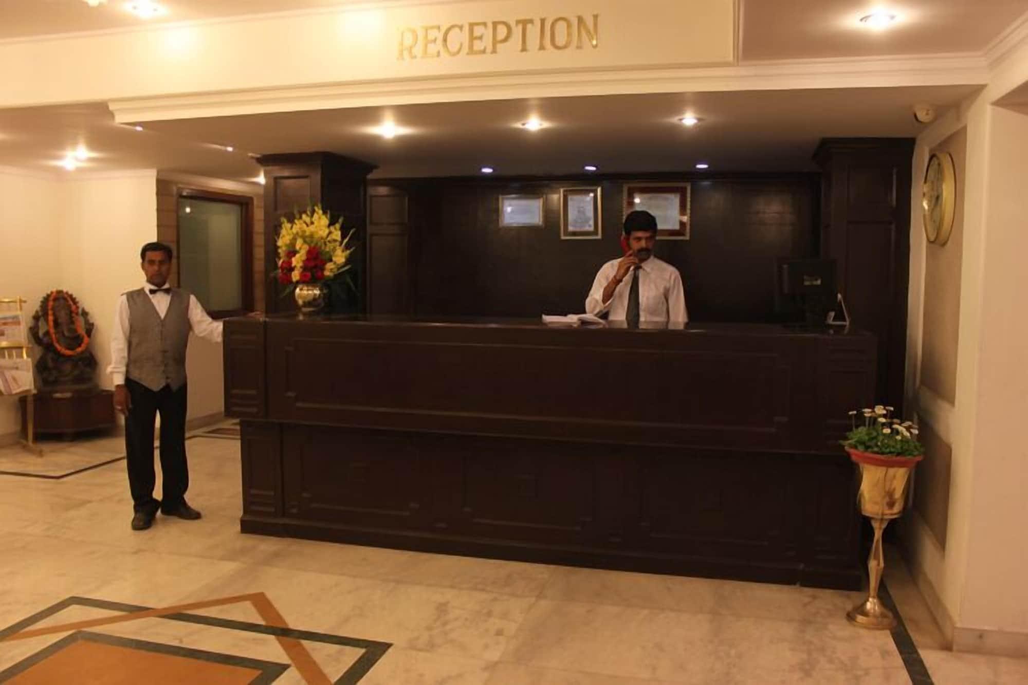 Vista Lobby Hotel Vaibhav