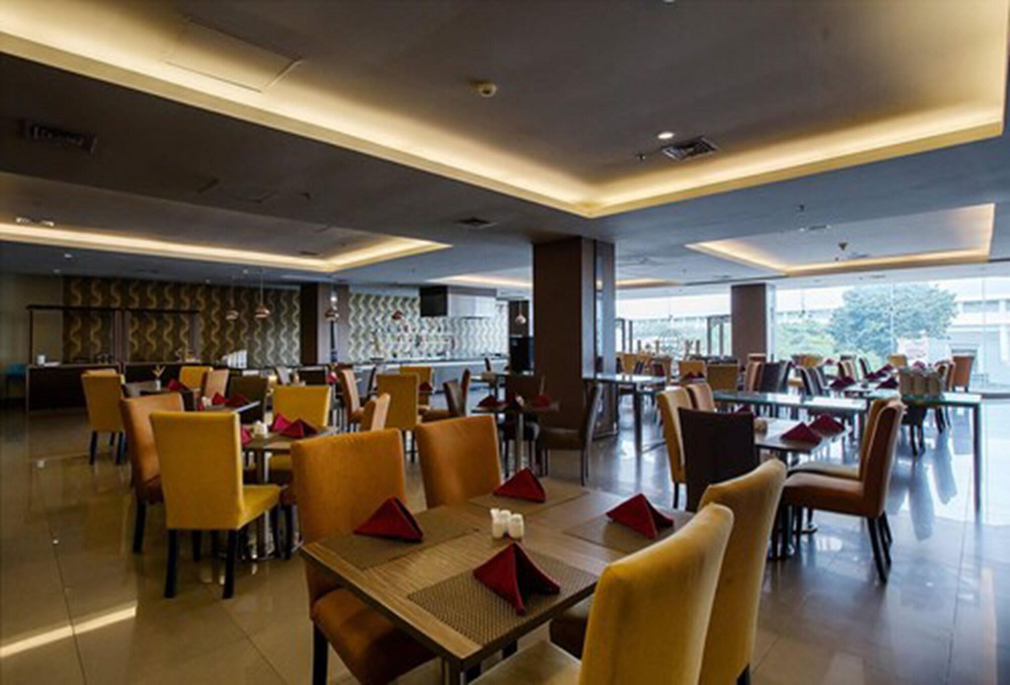 Restaurant Beston Hotel Palembang
