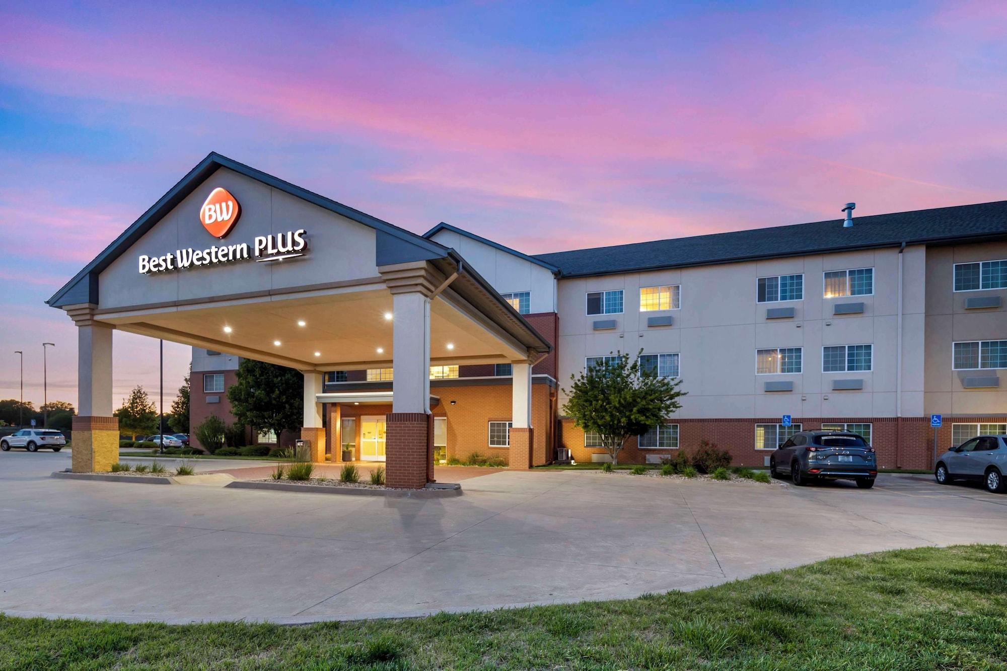 Vista Exterior Best Western Plus Patterson Park Inn