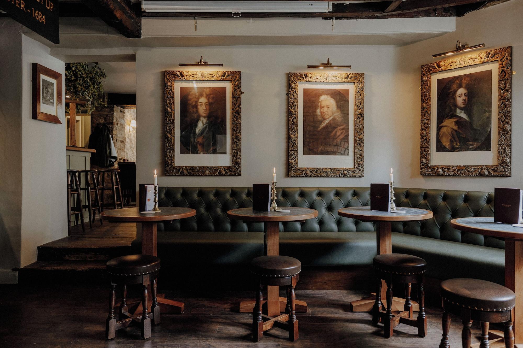 Bar/Salón The Bull And Swan