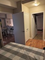 Alquiler Vacacional - Stylish, 1 + Den, complete uptown apartment on N-Sand E-W Subway lines