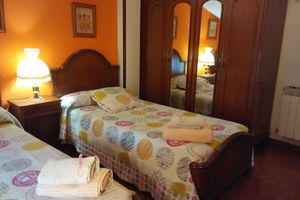 Alquiler Vacacional - Casa con Bodega for 9 people