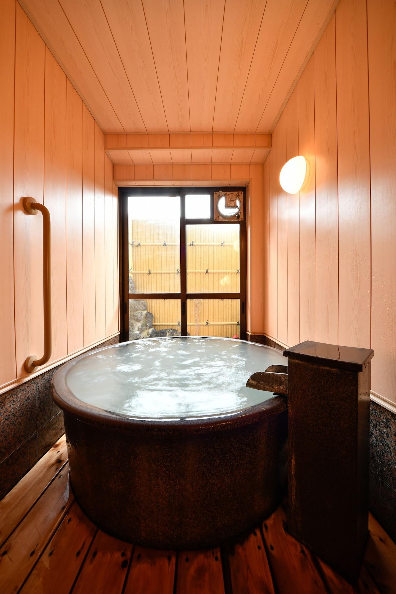 Varios Ryokan Tamura