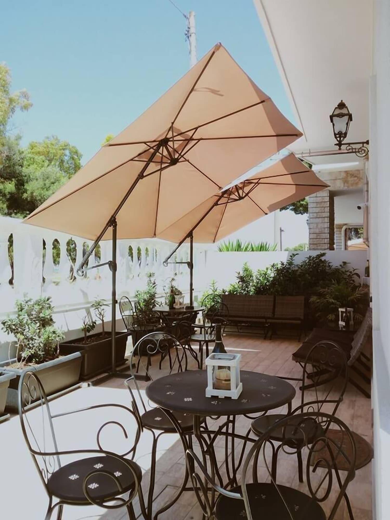 Vista Exterior SunWine Bed & Breakfast